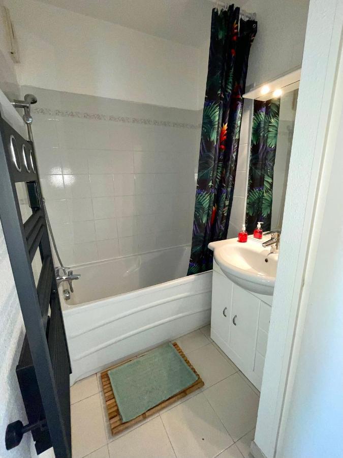 Appartement Tout Confort Vue Mer Antibes Esterno foto